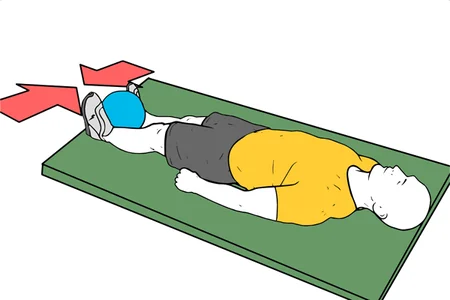 Adductor isométrico con pelota tumbado